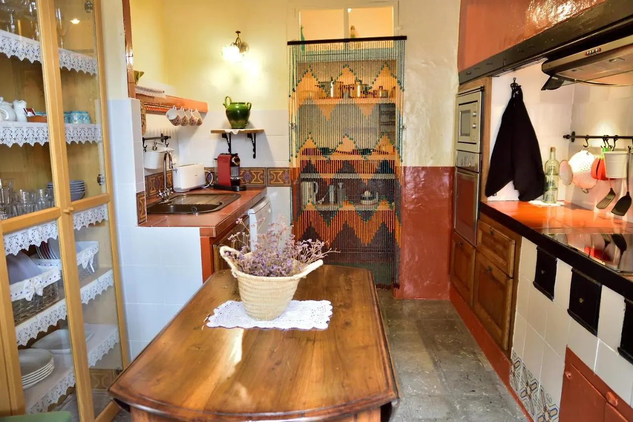 Apartment Can Sanllehi Castello  D'Empuries