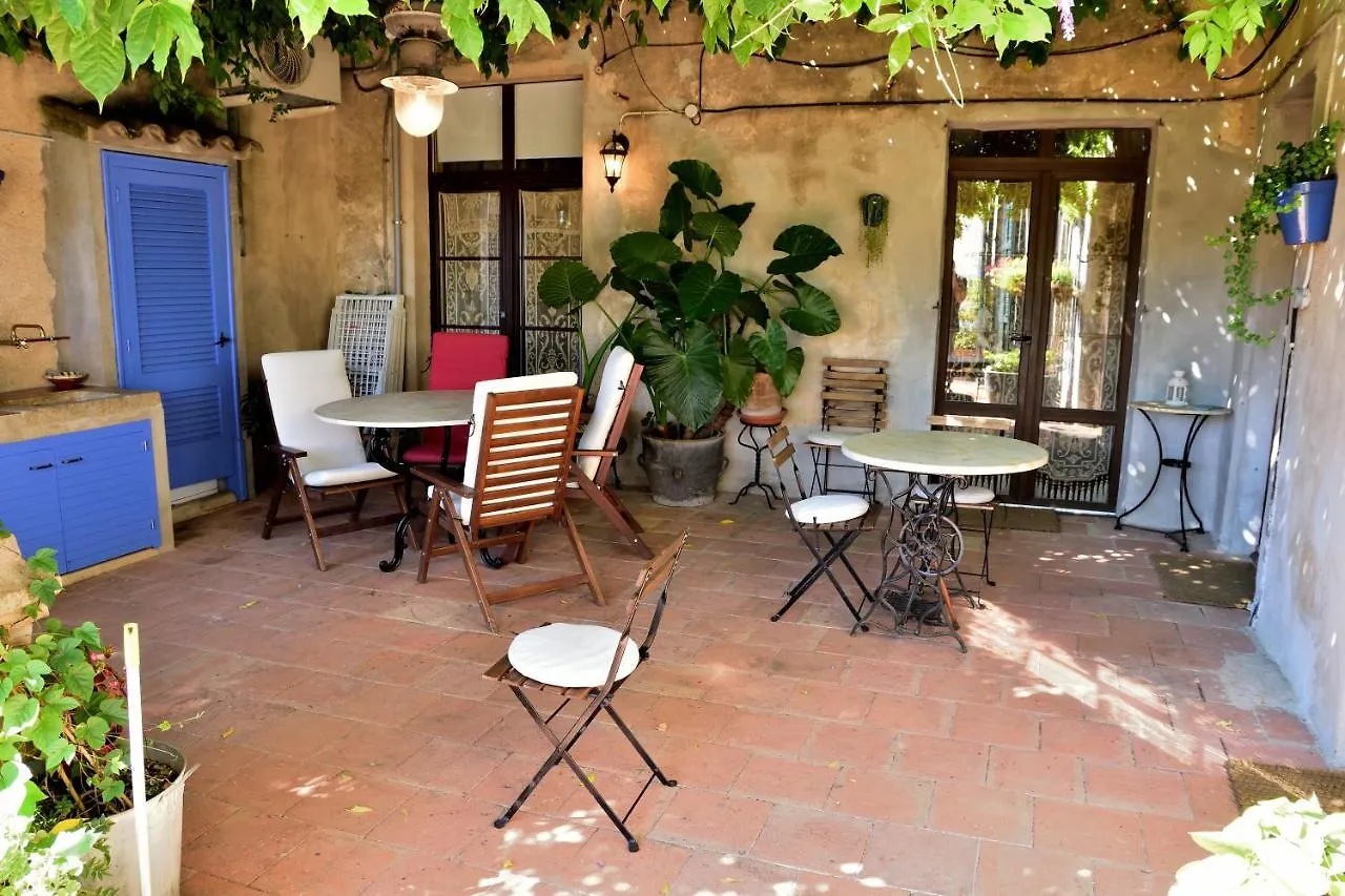 Can Sanllehi location